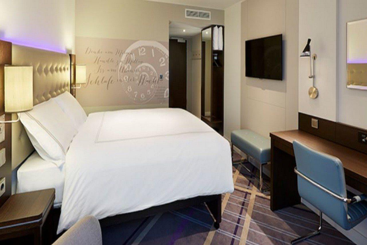 Premier Inn Stuttgart City Europaviertel Eksteriør billede