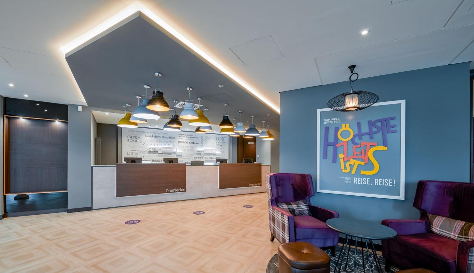 Premier Inn Stuttgart City Europaviertel Eksteriør billede