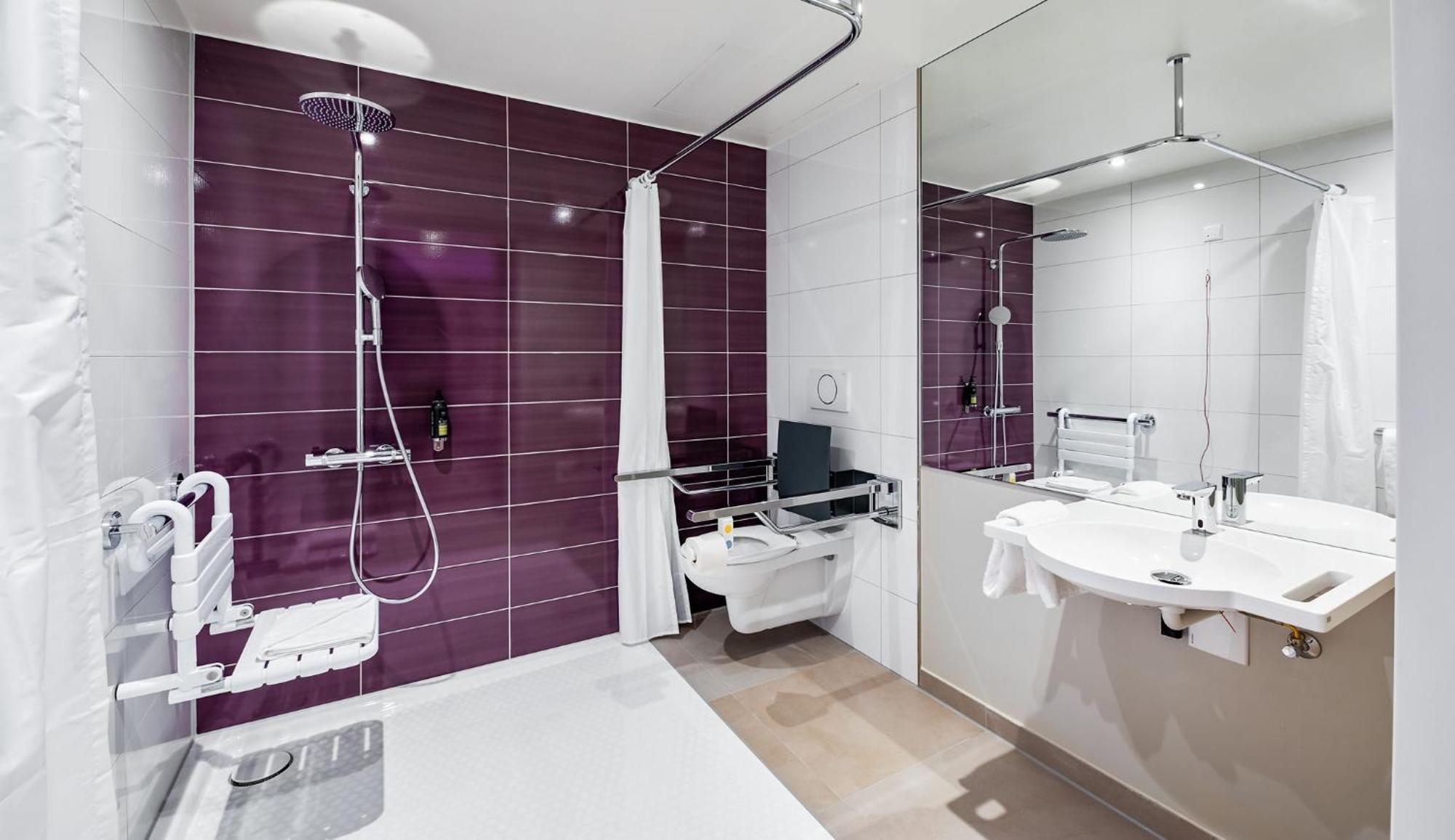 Premier Inn Stuttgart City Europaviertel Eksteriør billede